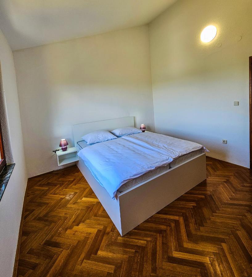 Aenona Sea View Apartments Nin Exterior foto