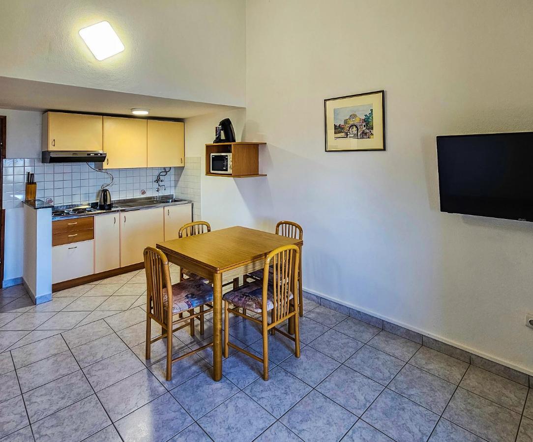 Aenona Sea View Apartments Nin Exterior foto