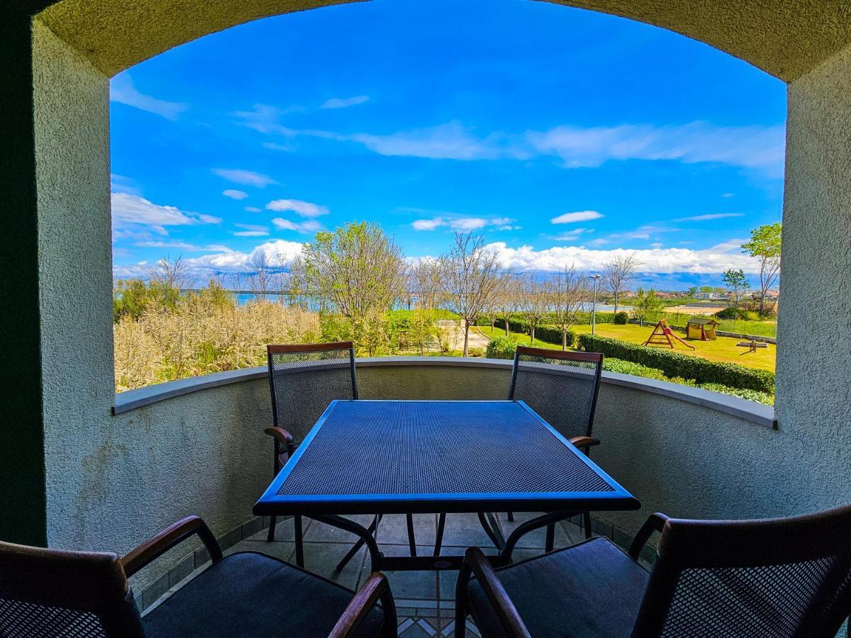 Aenona Sea View Apartments Nin Exterior foto
