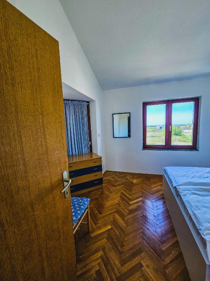 Aenona Sea View Apartments Nin Exterior foto